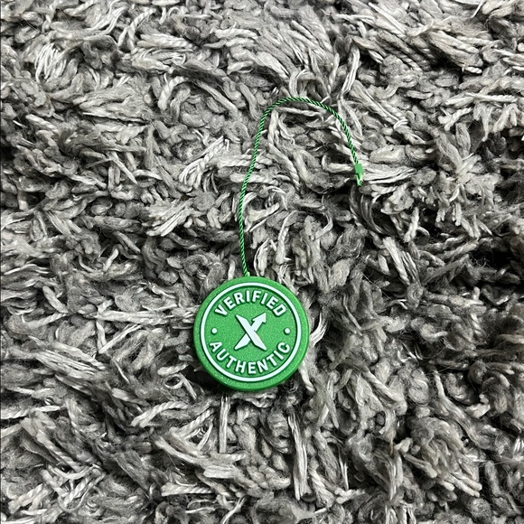 Yeezy slides onyx size 10 - Picture 8 of 9